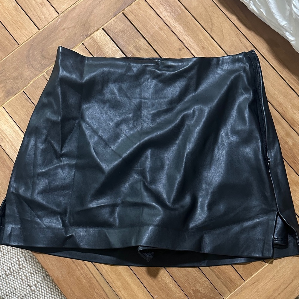 Express Black Leather Pencil Skirt